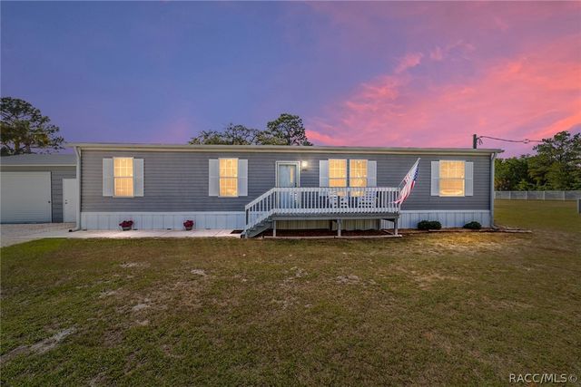 6791 W Holiday Street, Homosassa, FL 34446