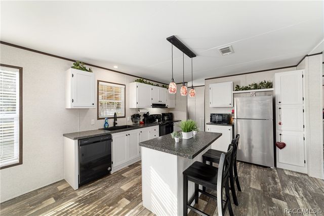 6791 W Holiday Street, Homosassa, FL 34446