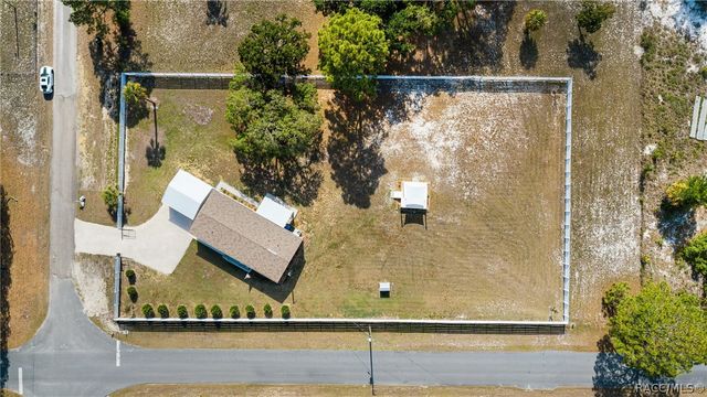 6791 W Holiday Street, Homosassa, FL 34446