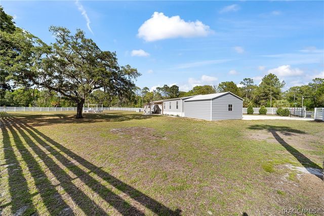 6791 W Holiday Street, Homosassa, FL 34446