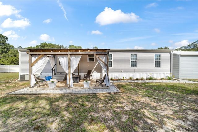 6791 W Holiday Street, Homosassa, FL 34446