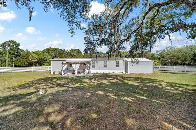 6791 W Holiday Street, Homosassa, FL 34446