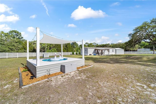 6791 W Holiday Street, Homosassa, FL 34446