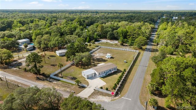6791 W Holiday Street, Homosassa, FL 34446