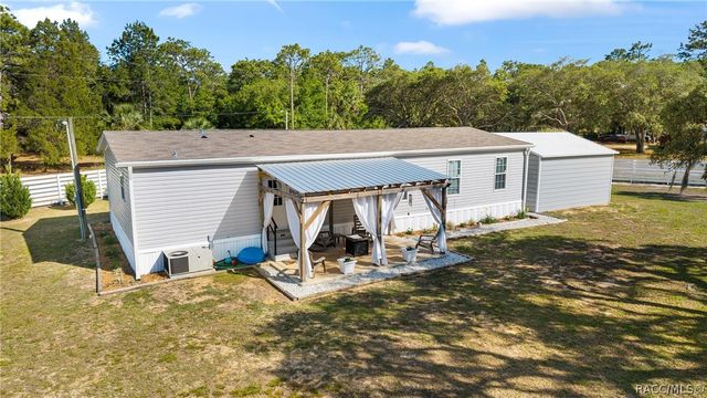 6791 W Holiday Street, Homosassa, FL 34446