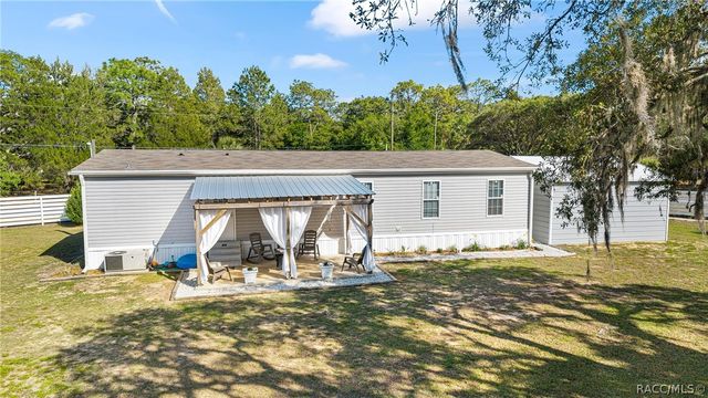 6791 W Holiday Street, Homosassa, FL 34446