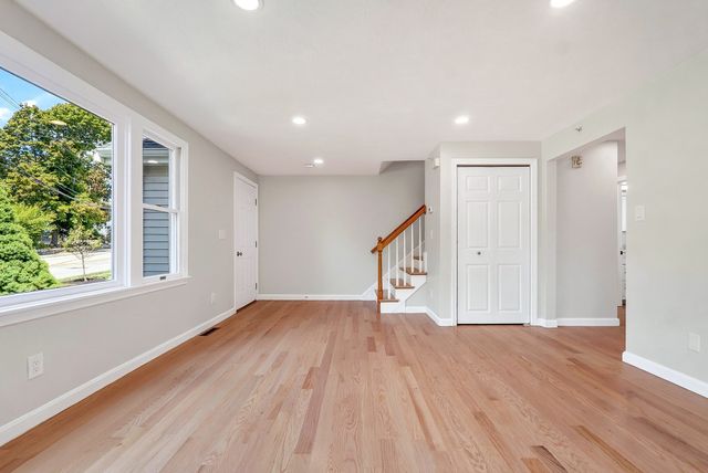 853 Washington Street 6, Canton, MA 02021