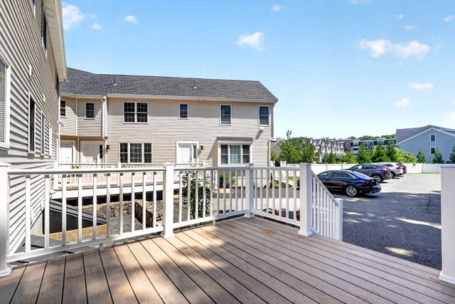 853 Washington Street 6, Canton, MA 02021