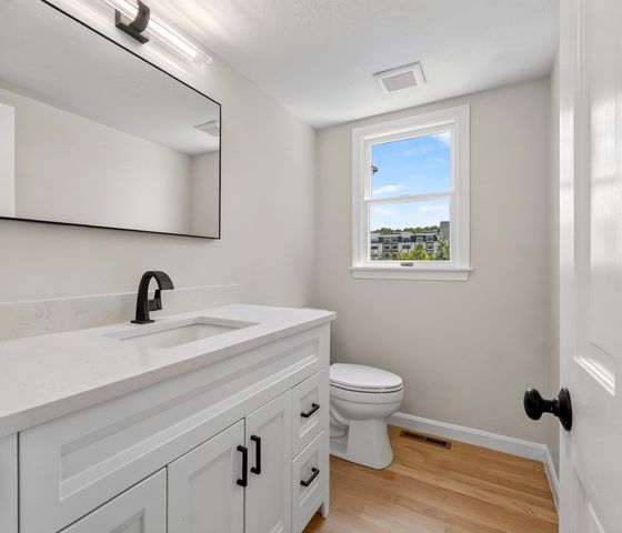 853 Washington Street 6, Canton, MA 02021