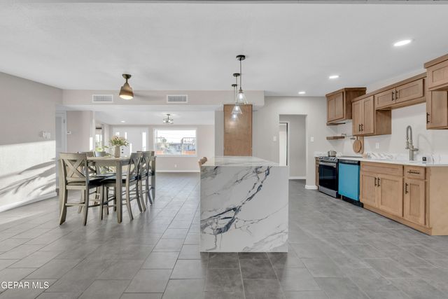 7125 BANANA TREE Lane, El Paso, TX 79915