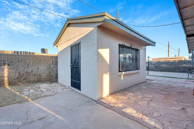 7125 BANANA TREE Lane, El Paso, TX 79915