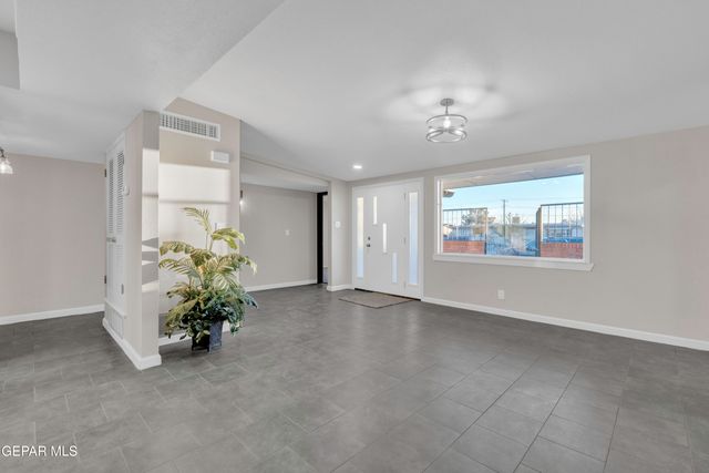 7125 BANANA TREE Lane, El Paso, TX 79915