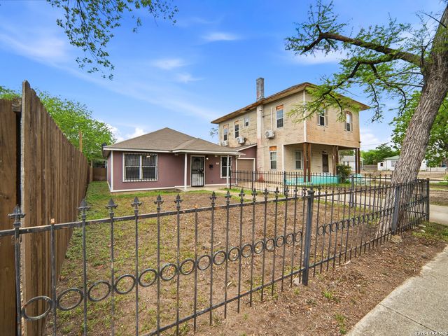 1301 S Palmetto, San Antonio, TX 78210