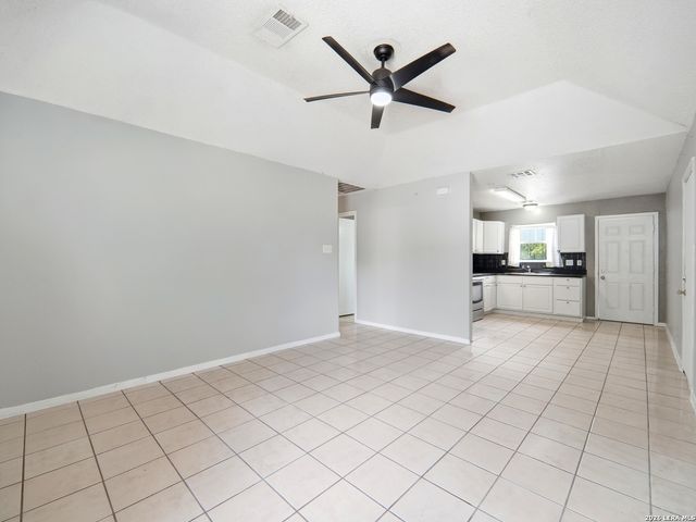 1301 S Palmetto, San Antonio, TX 78210