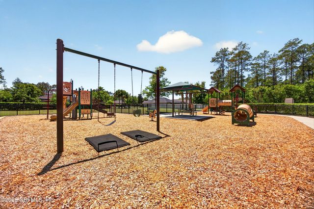 209 WILLOW RIDGE Drive, Jacksonville, FL 32081