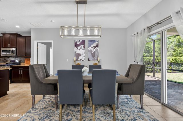 209 WILLOW RIDGE Drive, Jacksonville, FL 32081