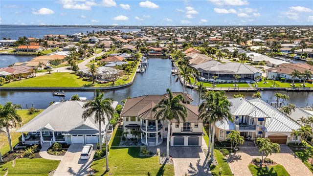 44 COLONY POINT DRIVE, Punta Gorda, FL 33950