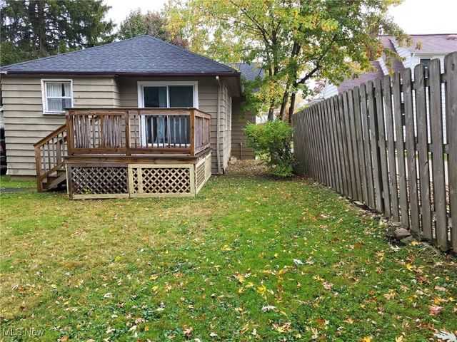 1548 Biltmore Road, Lyndhurst, OH 44124