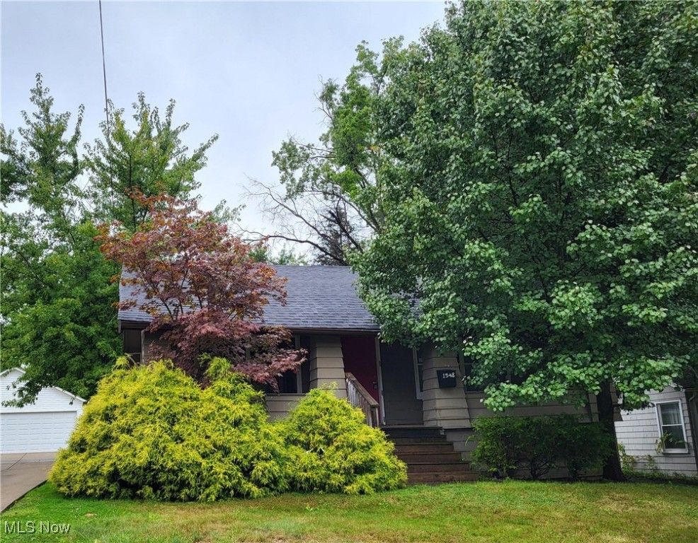 1548 Biltmore Road, Lyndhurst, OH 44124