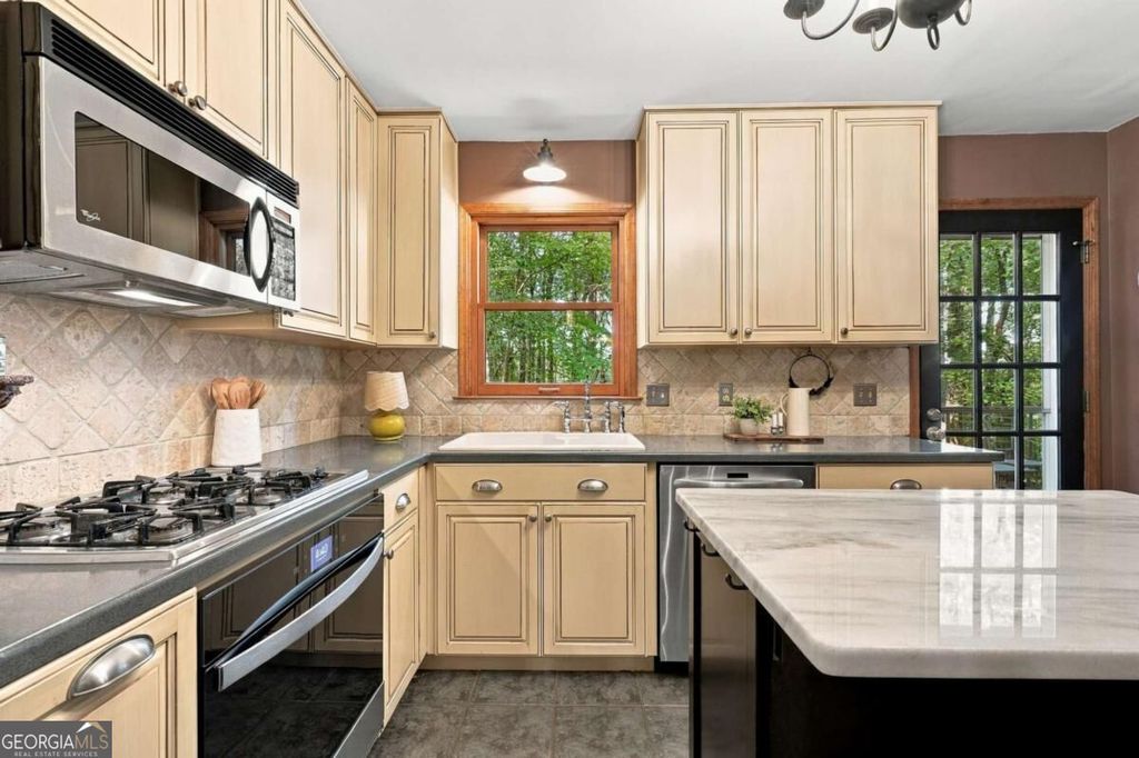 274 Martin Ridge Drive SW, Marietta, GA 30064 — photo 2