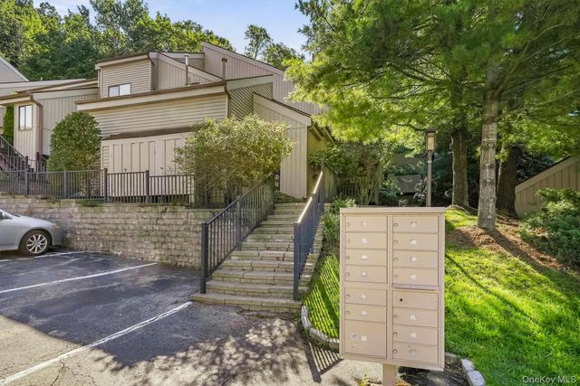 10 Nicole Circle 9, Ossining, NY 10562
