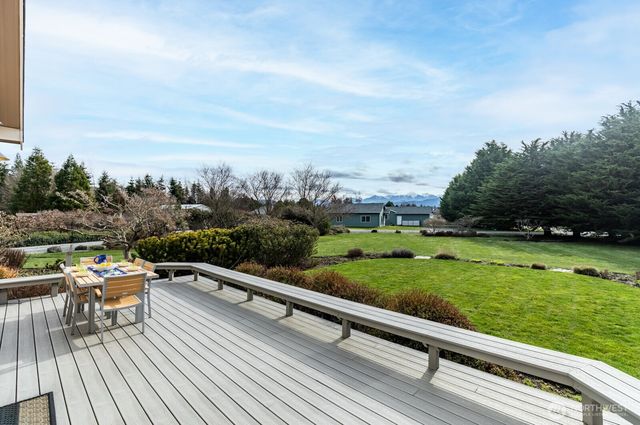 131 Buckhorn Road, Sequim, WA 98382