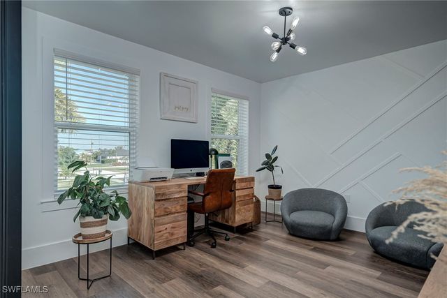 600 SW 18th ST, Cape Coral, FL 33991