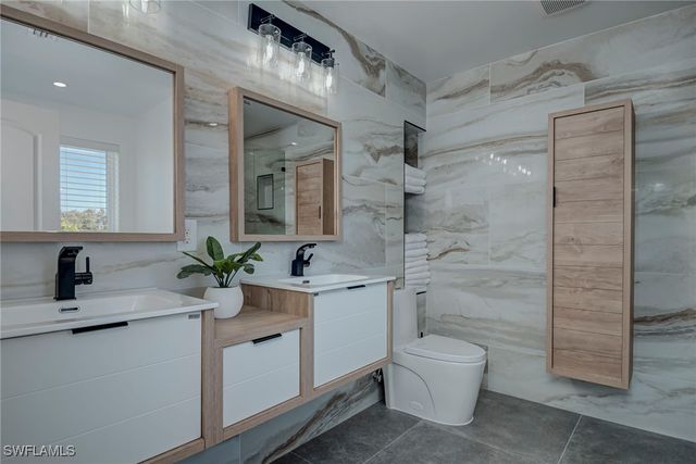 600 SW 18th ST, Cape Coral, FL 33991