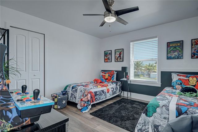 600 SW 18th ST, Cape Coral, FL 33991