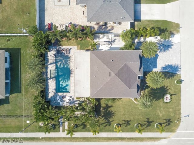600 SW 18th ST, Cape Coral, FL 33991