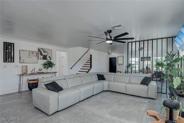 600 SW 18th ST, Cape Coral, FL 33991