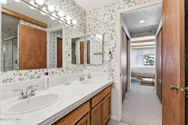 401 Silver King Drive 62, Park City, UT 84060