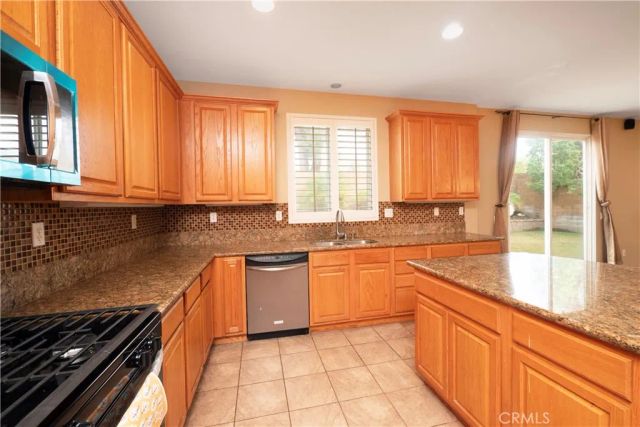 16414 Twinberry Court, Fontana, CA 92336