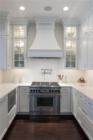 77 Peachtree Place NE 506, Atlanta, GA 30309