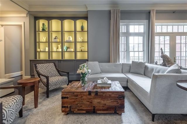 77 Peachtree Place NE 506, Atlanta, GA 30309