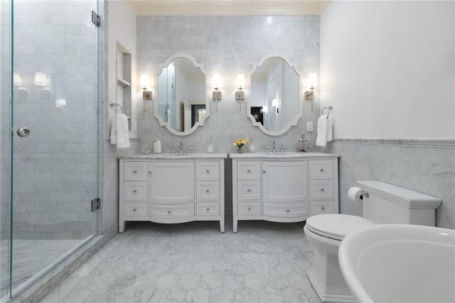 77 Peachtree Place NE 506, Atlanta, GA 30309