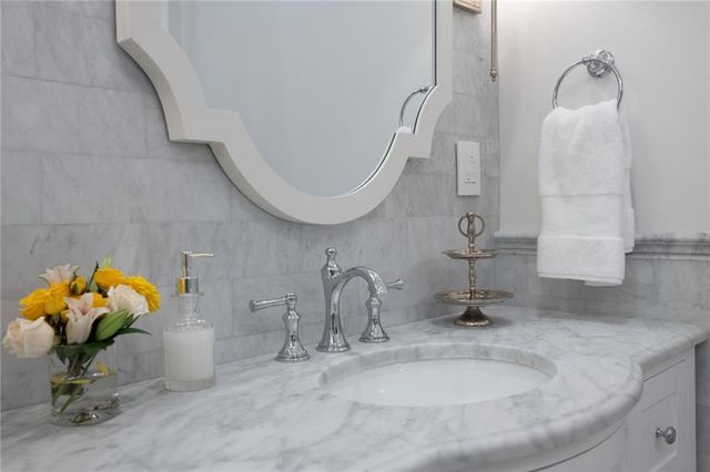 77 Peachtree Place NE 506, Atlanta, GA 30309