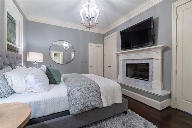 77 Peachtree Place NE 506, Atlanta, GA 30309