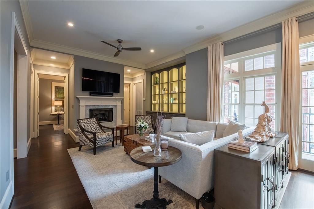 77 Peachtree Place NE 506, Atlanta, GA 30309