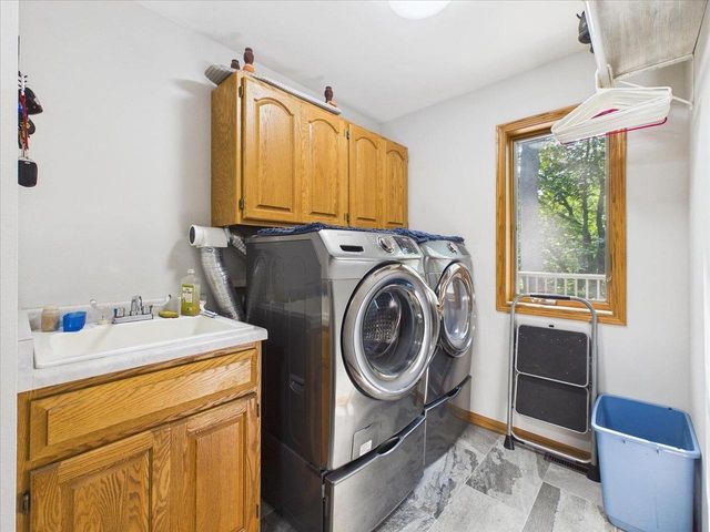 4232 Sprecher Road, Madison, WI 53718