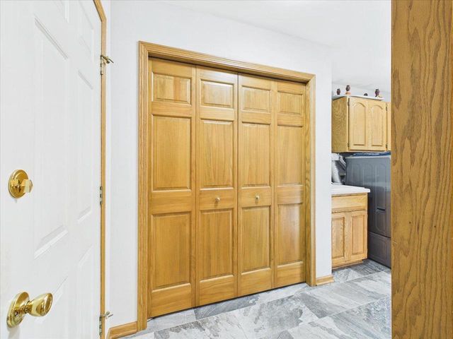 4232 Sprecher Road, Madison, WI 53718