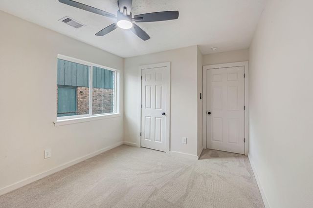 5506 Elm Tree Drive, Houston, TX 77048