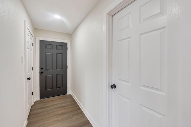 5506 Elm Tree Drive, Houston, TX 77048