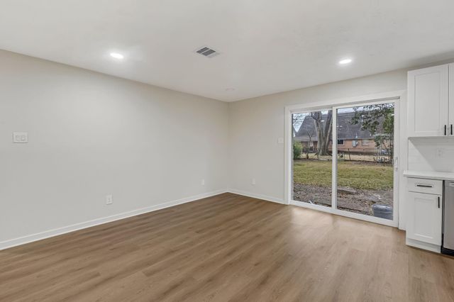 5506 Elm Tree Drive, Houston, TX 77048