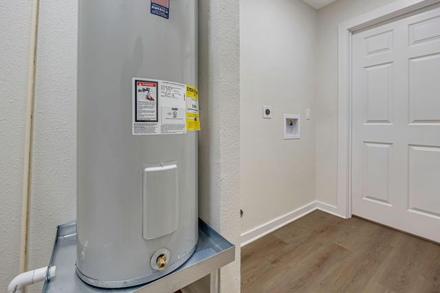 5506 Elm Tree Drive, Houston, TX 77048