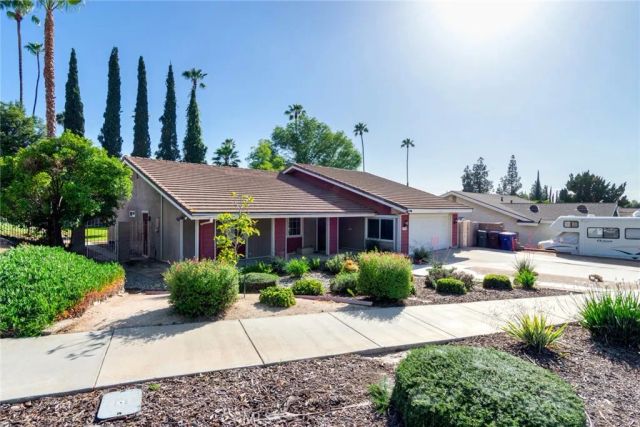 1240 Blazewood, Riverside, CA 92507