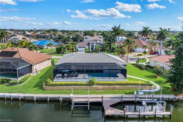 260 Marquesas CT, Marco Island, FL 34145