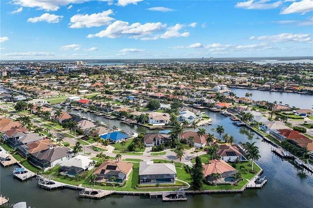 260 Marquesas CT, Marco Island, FL 34145