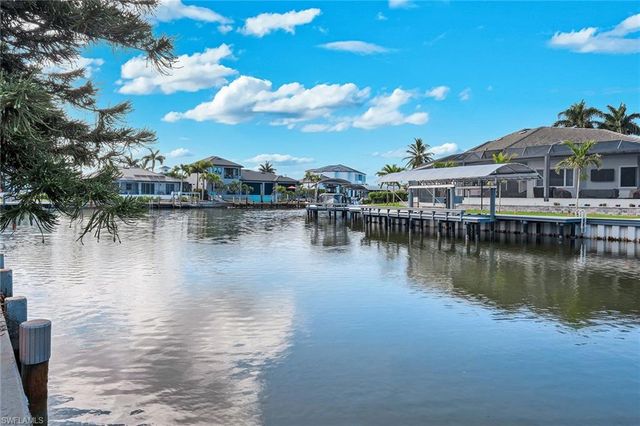 260 Marquesas CT, Marco Island, FL 34145