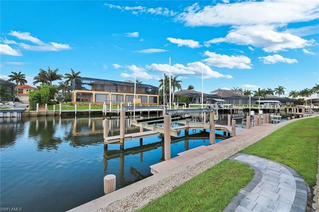 260 Marquesas CT, Marco Island, FL 34145